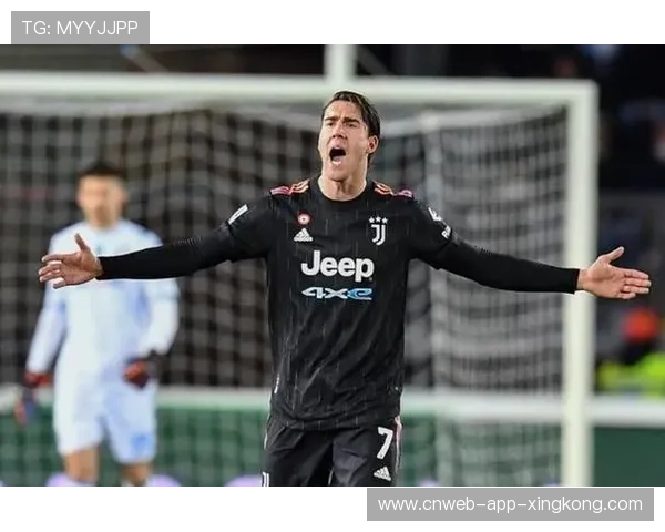 尤文弗拉霍维奇快速反击完成个人第二球：速度与决断的完美奏鸣