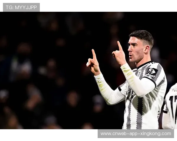 尤文弗拉霍维奇精准抢点锁定三分绝杀