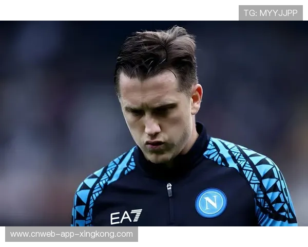 那不勒斯泽林斯基重炮轰门再度点燃赛场