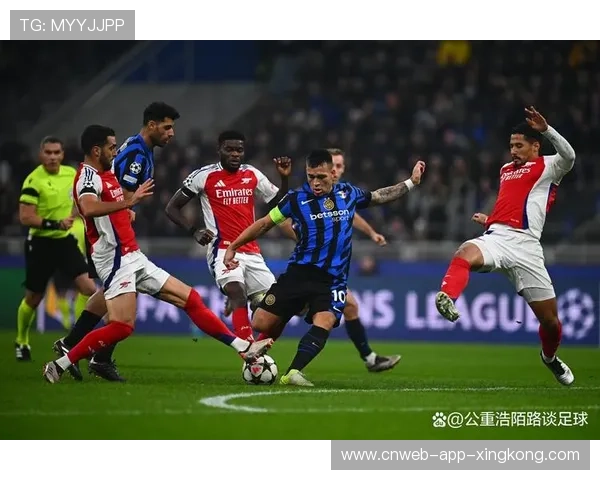 费耶诺德中前场在比赛中贡献多次助攻